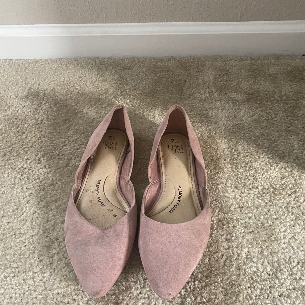 Pink flats